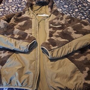 Champion Womens Dark Green and Light Green Camouflage sherpa Puffer Jacket